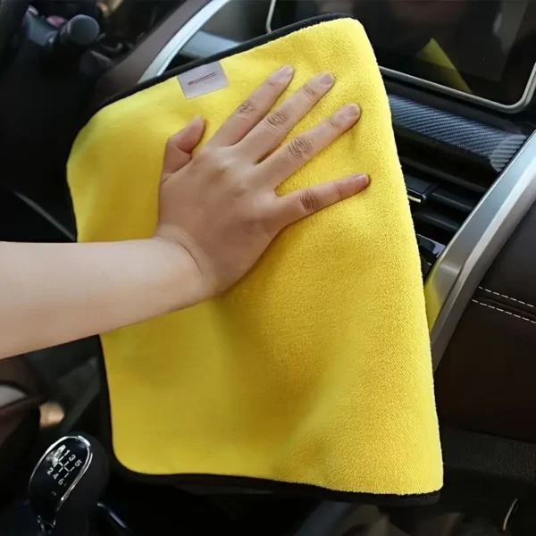 Super Absorbent Microfiber Car Wash Towel for Interior & Exterior Cleaning - Image 2